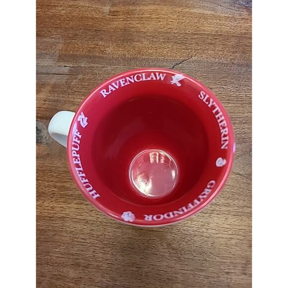Harry Potter Coffee Tea Hot Cocoa Mug Hogwarts School Crest Ceramic Cup 16 OZ - Picture 5 of 6